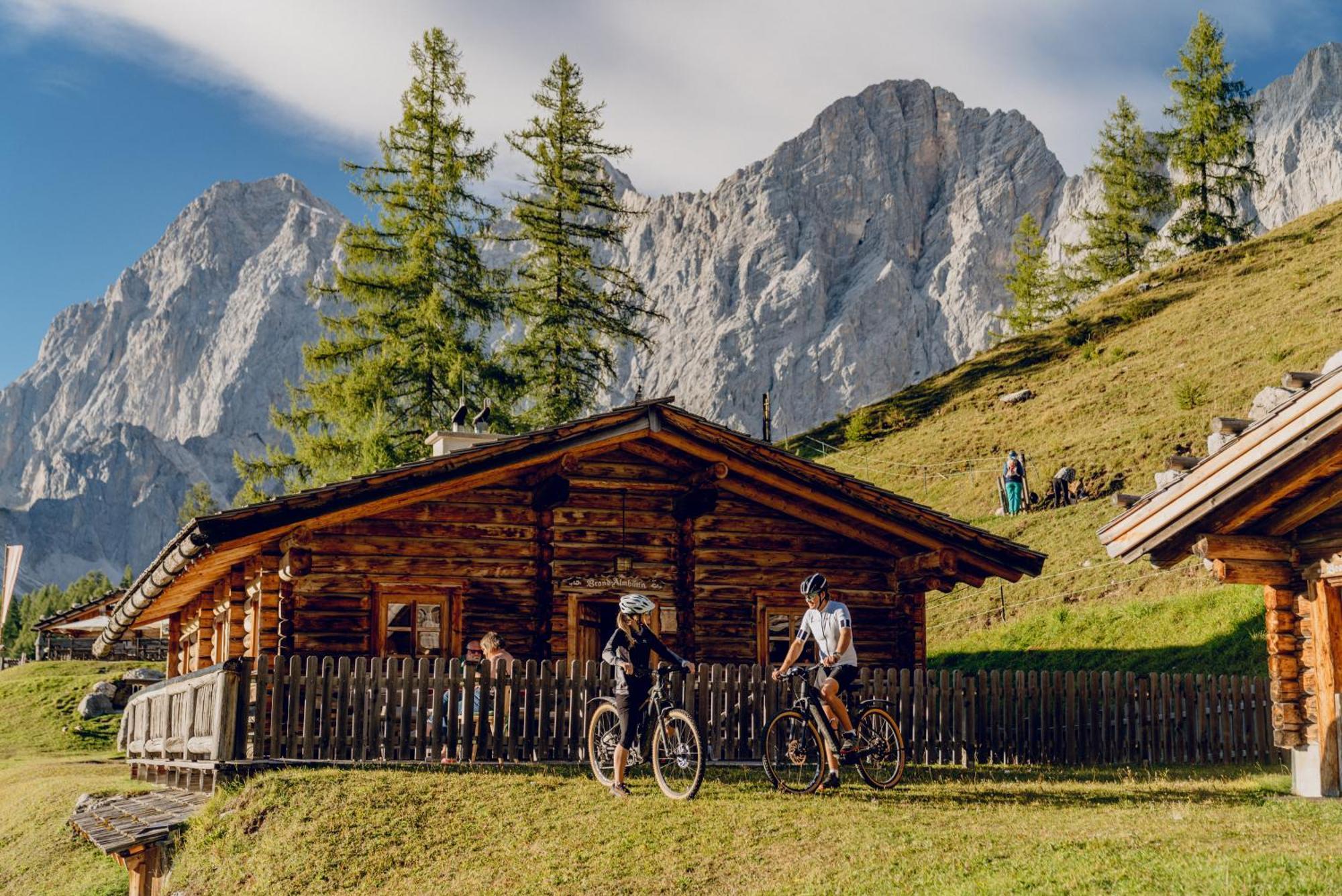 Brandhof - Chalets am Berg Ramsau am Dachstein Exterior foto